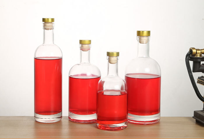 1588247051206919.jpg 伏特加酒瓶2.jpg