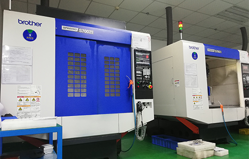 四軸兄弟機(jī)加工中心